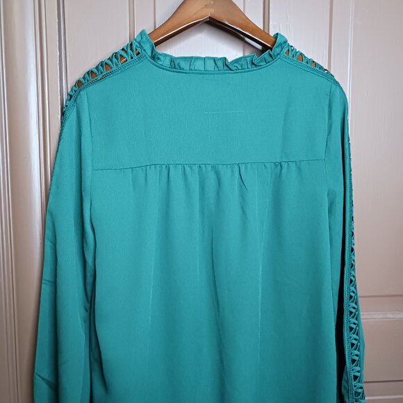 The Pioneer Woman's Ruffle Collar Lace Trim Blouse Green Size M (8-10) - Picture 9 of 10